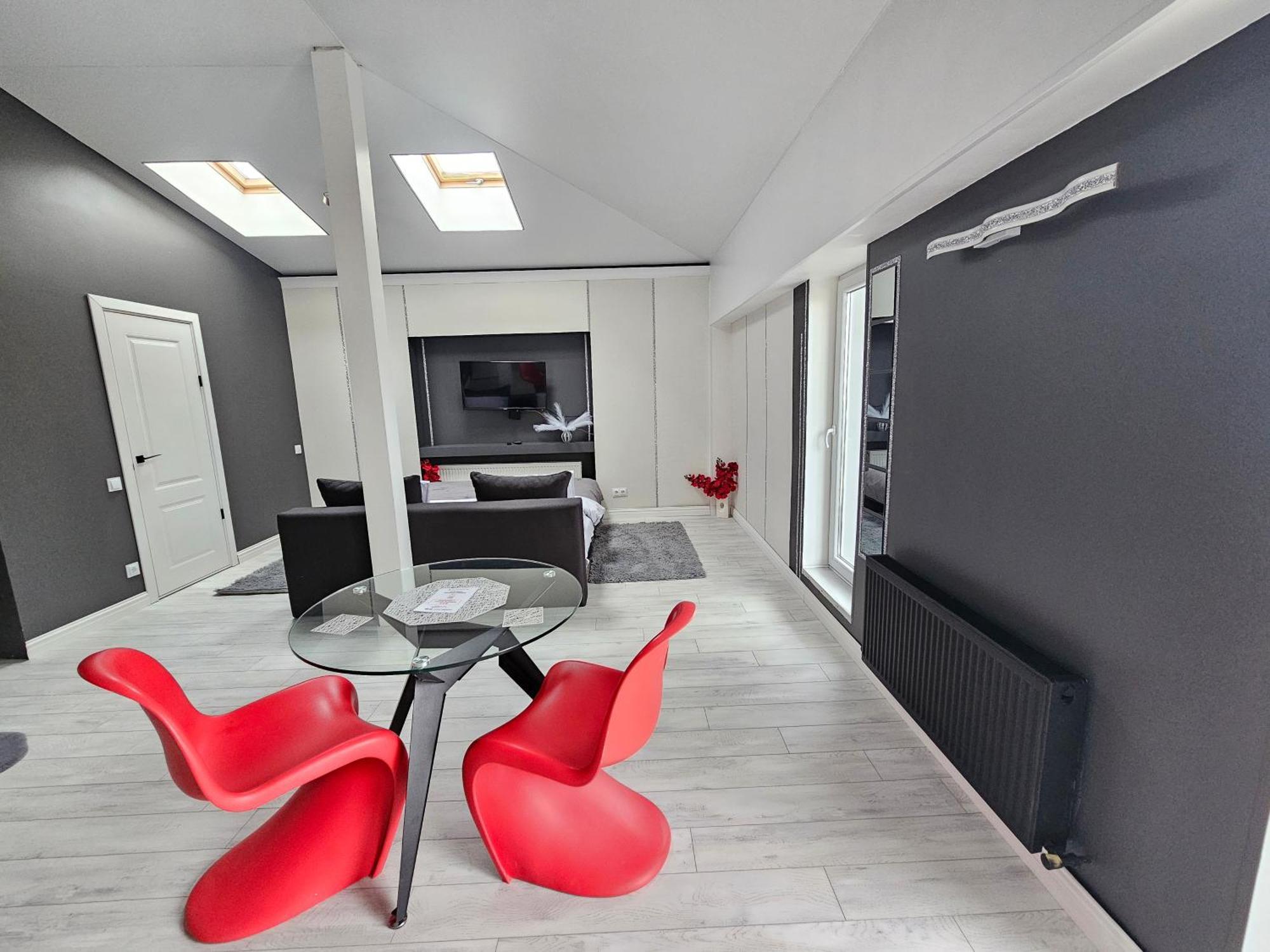 Apartament With Terras Kiszyniów Zewnętrze zdjęcie