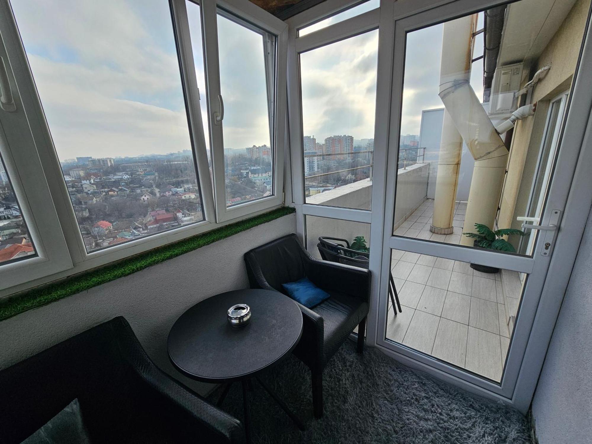 Apartament With Terras Kiszyniów Zewnętrze zdjęcie