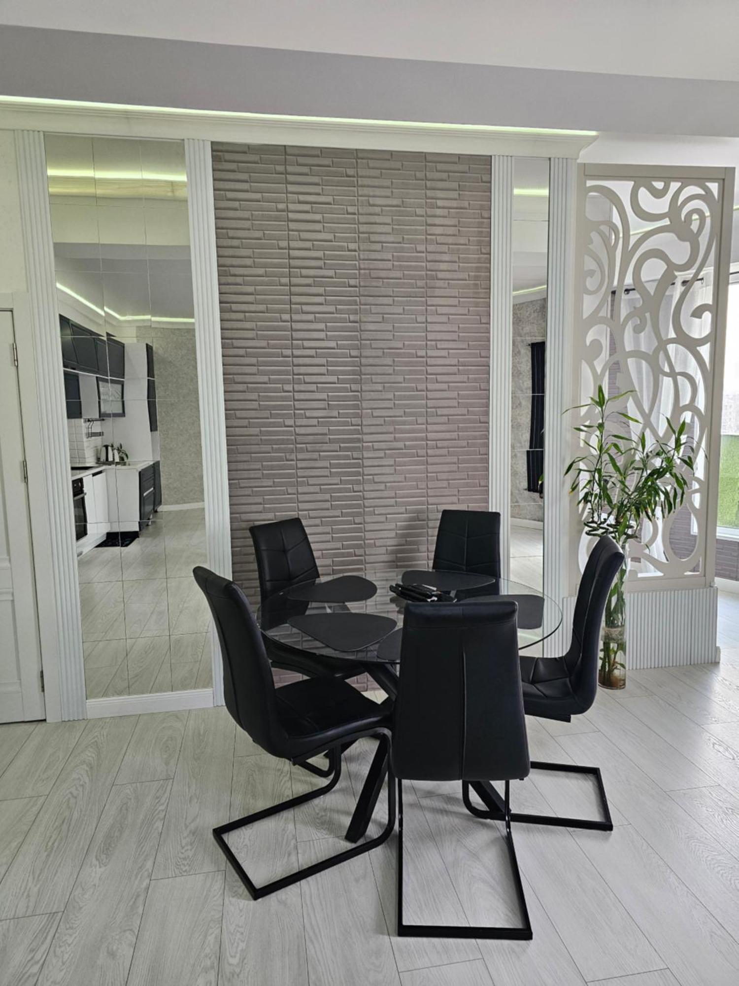 Apartament With Terras Kiszyniów Zewnętrze zdjęcie